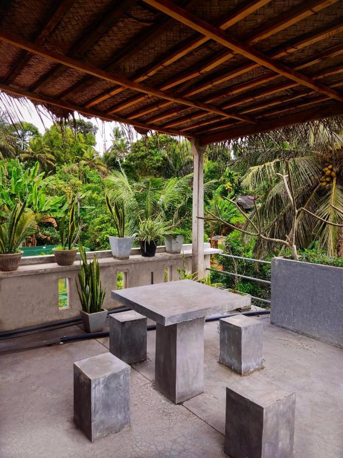 Bed and Breakfast Mandara Rest Хіккадува Екстер'єр фото